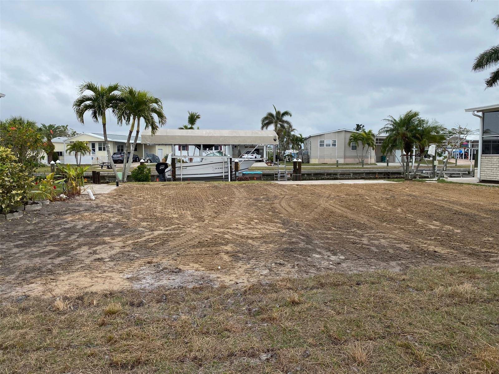 Punta Gorda, FL 33950,13 EMDEN CIR
