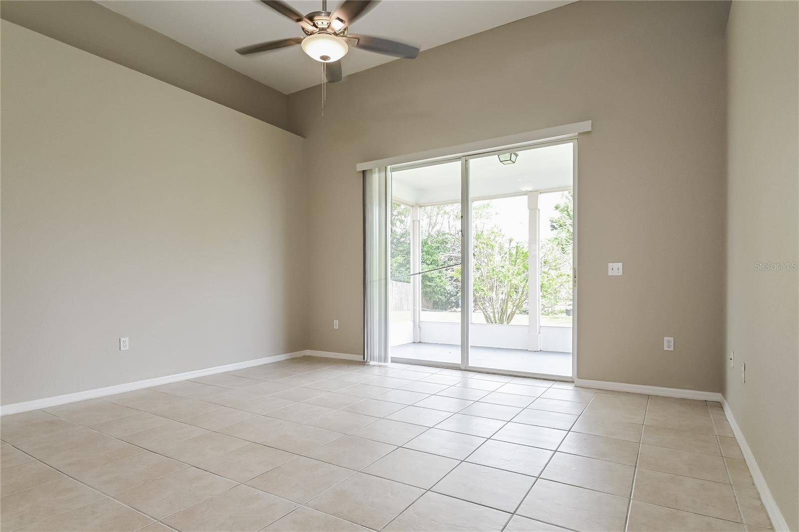 Lakeland, FL 33812,5634 MOON VALLEY DR