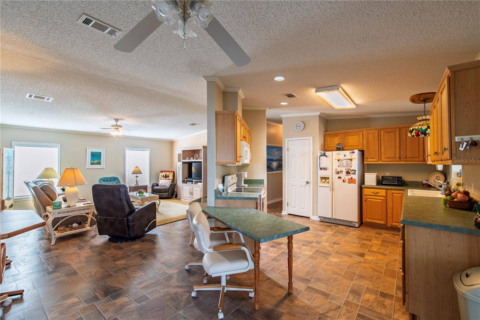 Punta Gorda, FL 33950,36 EMDEN CIR