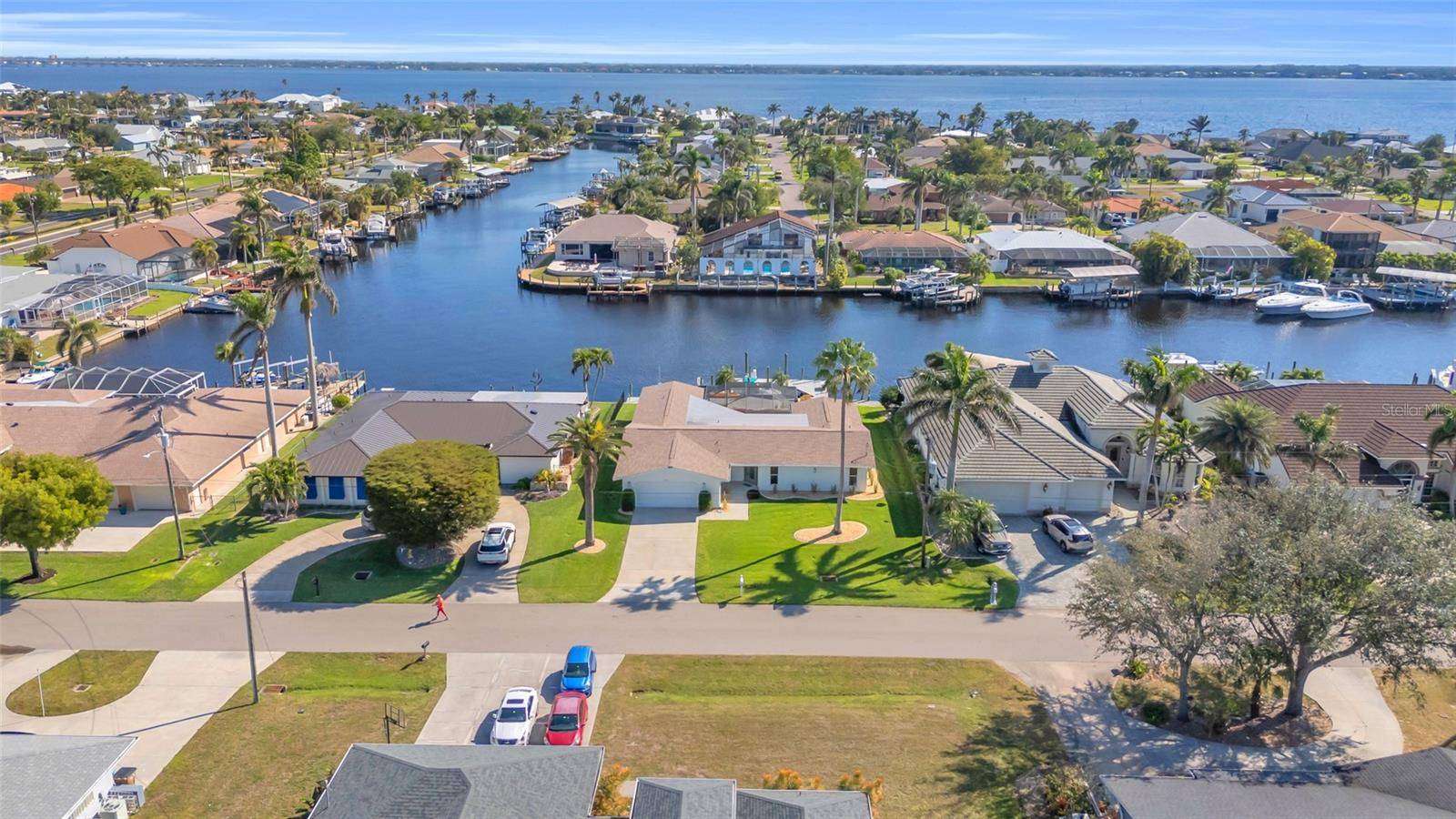 Cape Coral, FL 33904,3817 SE 19TH AVE