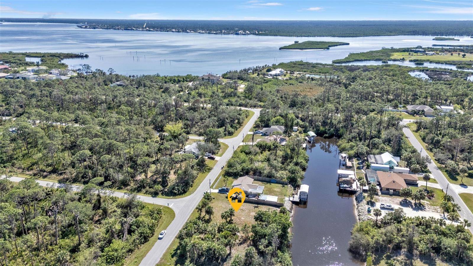 Port Charlotte, FL 33953,12266 DEFENDER DR