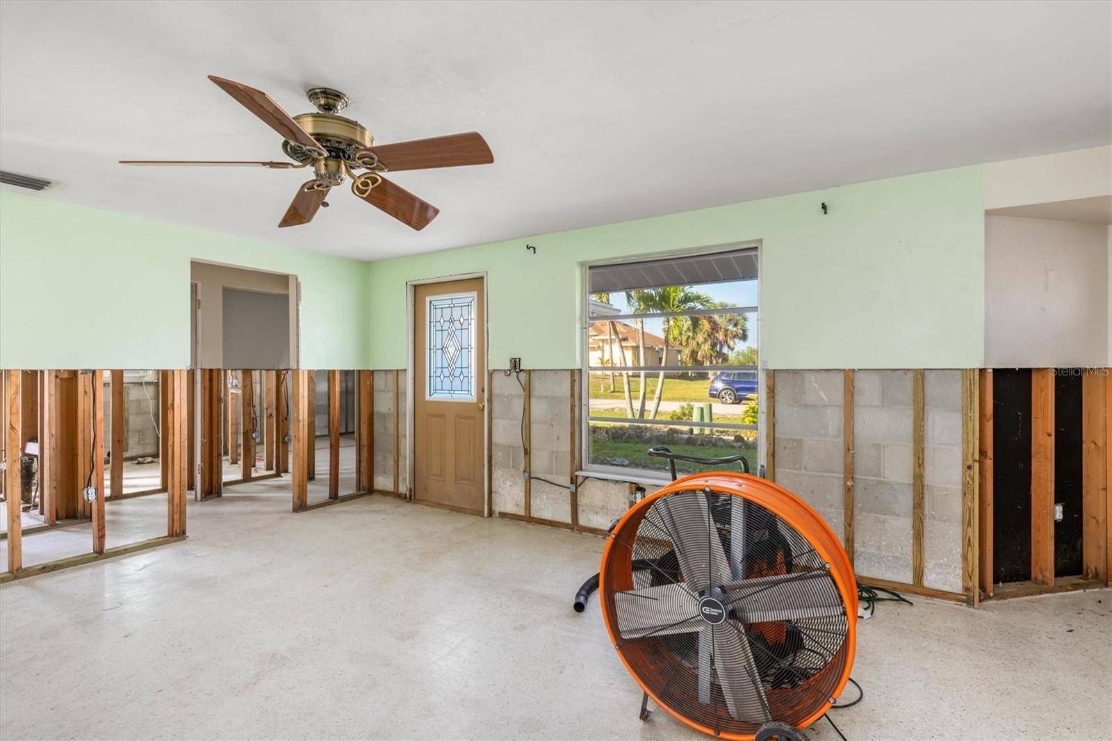 Punta Gorda, FL 33950,3000 WISTERIA PL