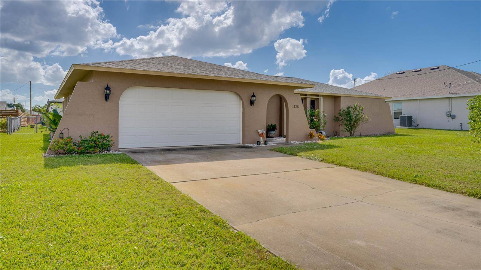 Cape Coral, FL 33904,1128 SE 29TH TER