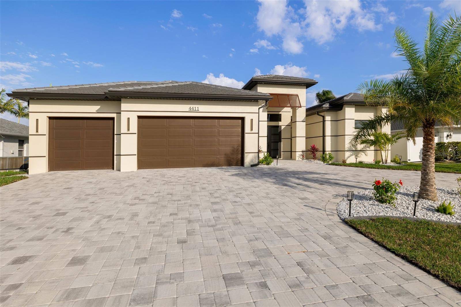 Cape Coral, FL 33914,4411 PELICAN BLVD