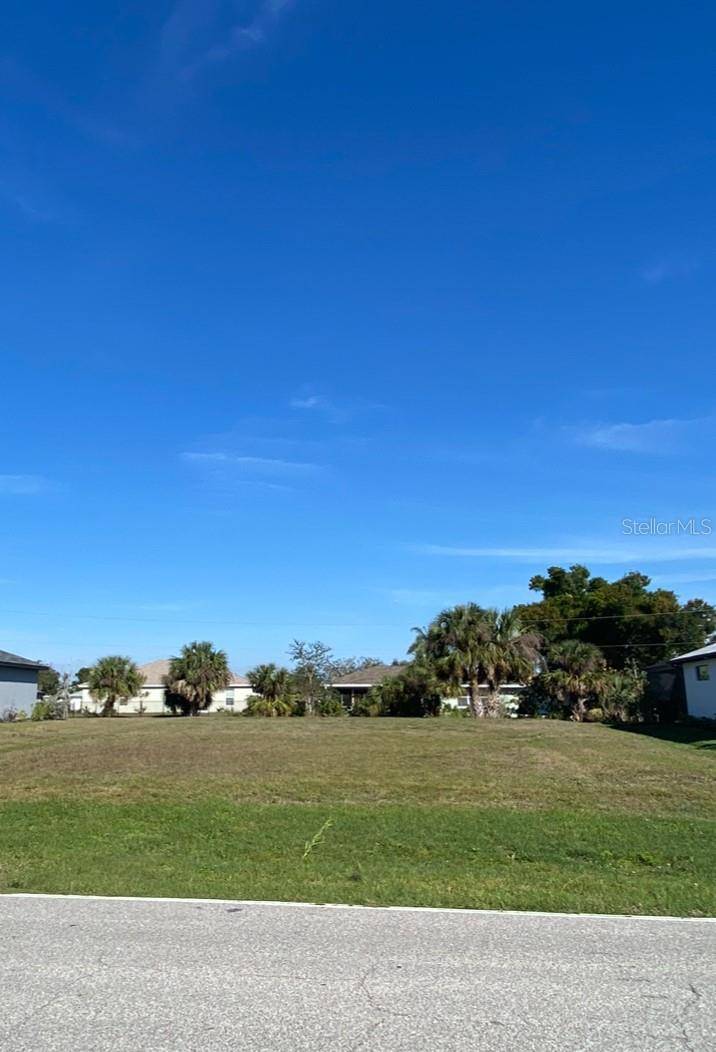 Punta Gorda, FL 33955,25252 ALCAZAR DR