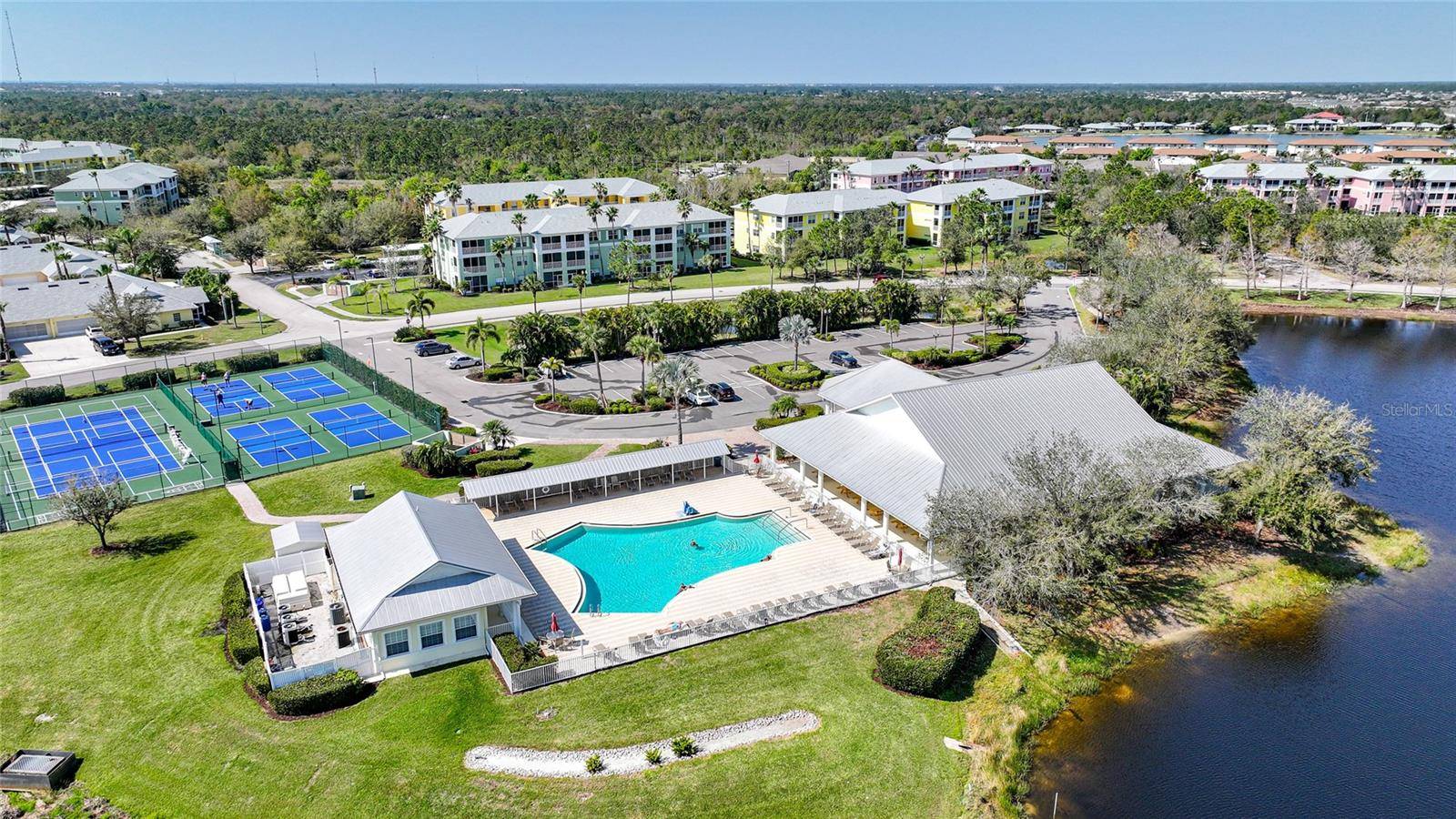 Punta Gorda, FL 33983,2061 WILLOW HAMMOCK CIR #105