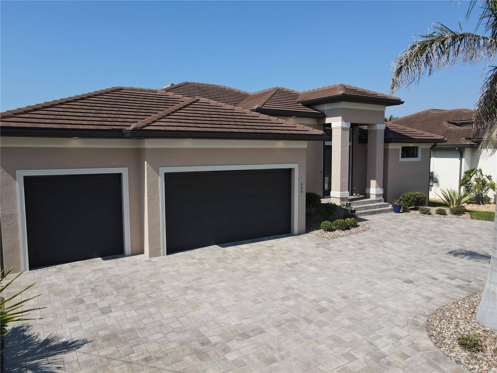 Punta Gorda, FL 33950,556 MONACO DR