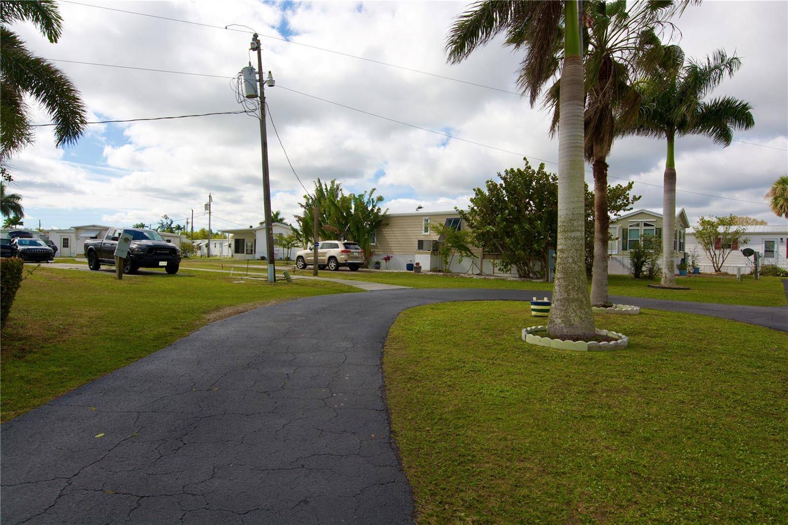 Punta Gorda, FL 33982,8320 RIVERSIDE DR #103