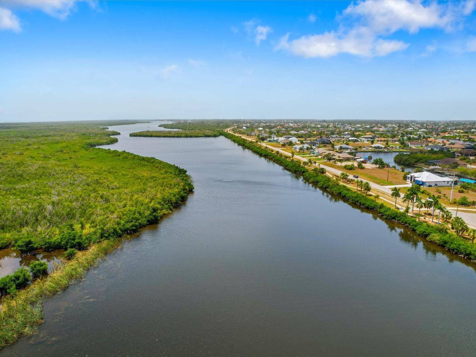 Port Charlotte, FL 33981,14159 ONSLOW LN