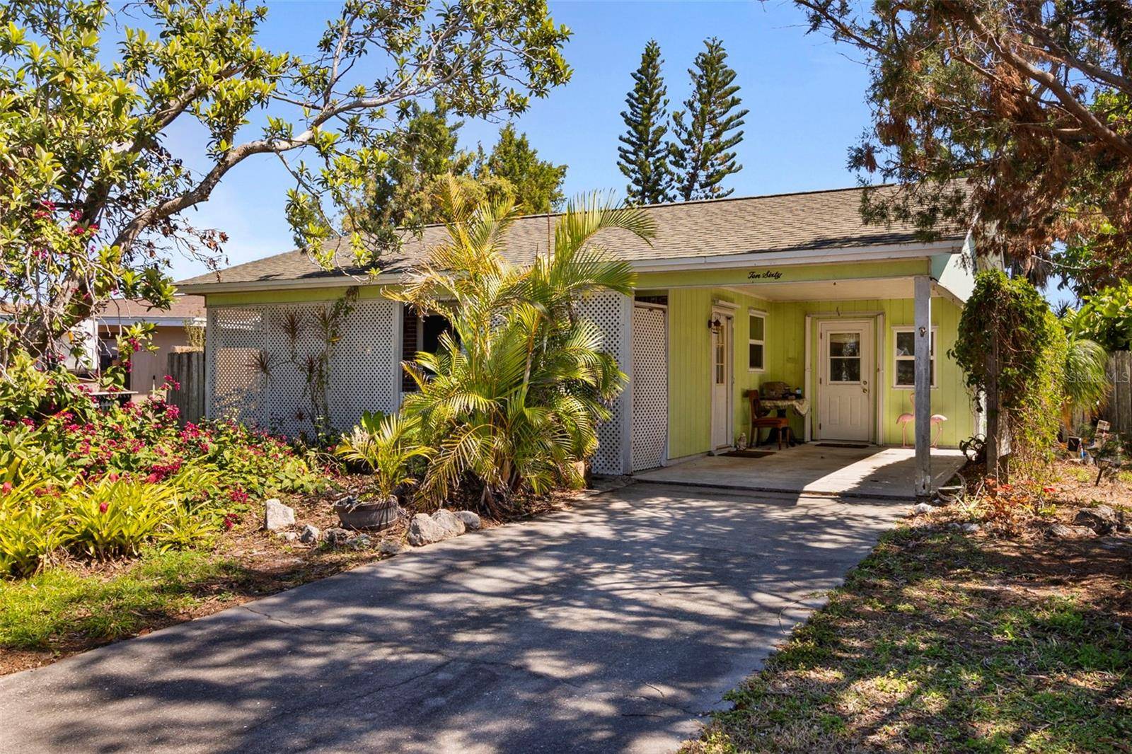 Venice, FL 34285,1060 VENETIAN Pkwy