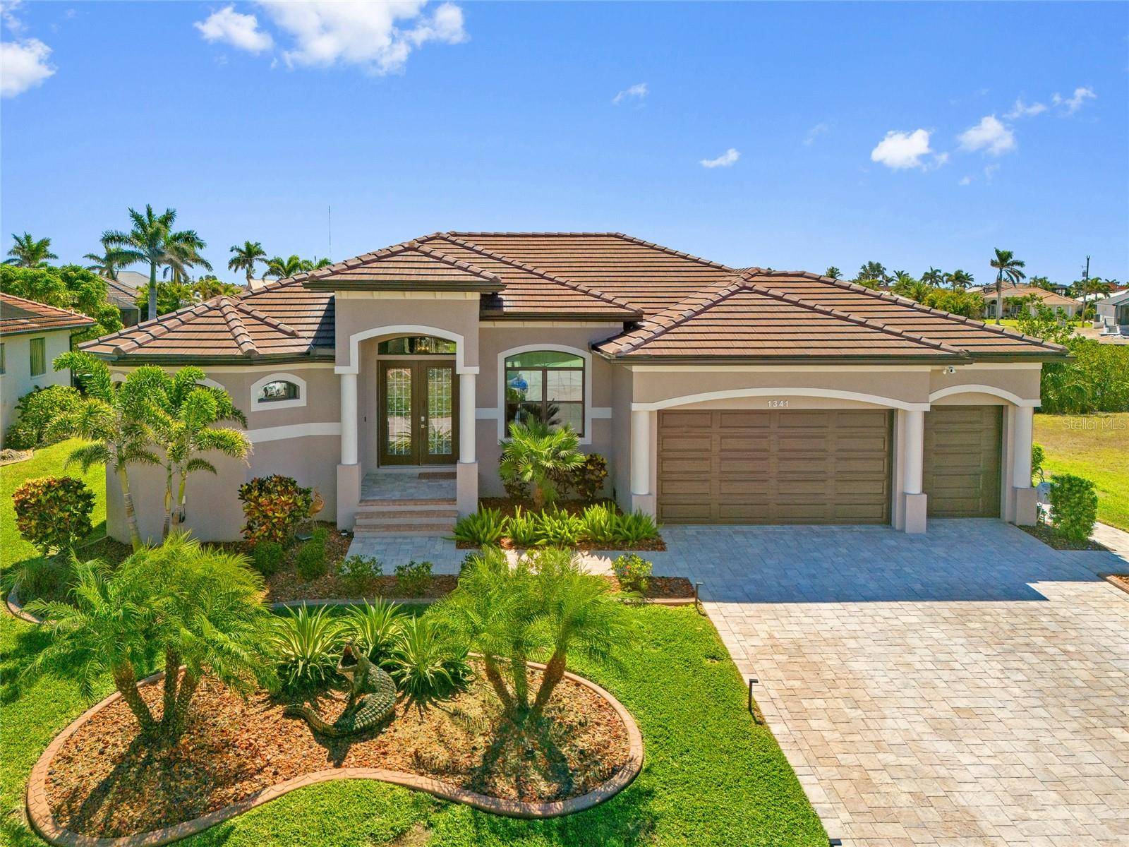 Punta Gorda, FL 33950,1341 PINE SISKIN DR