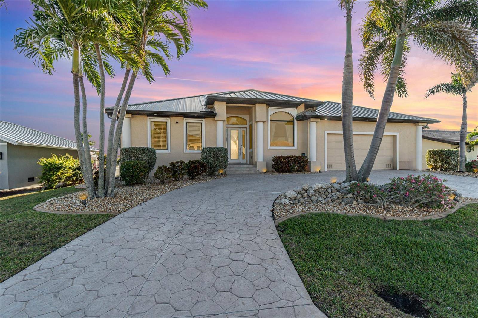 Punta Gorda, FL 33950,850 NAPOLI LN