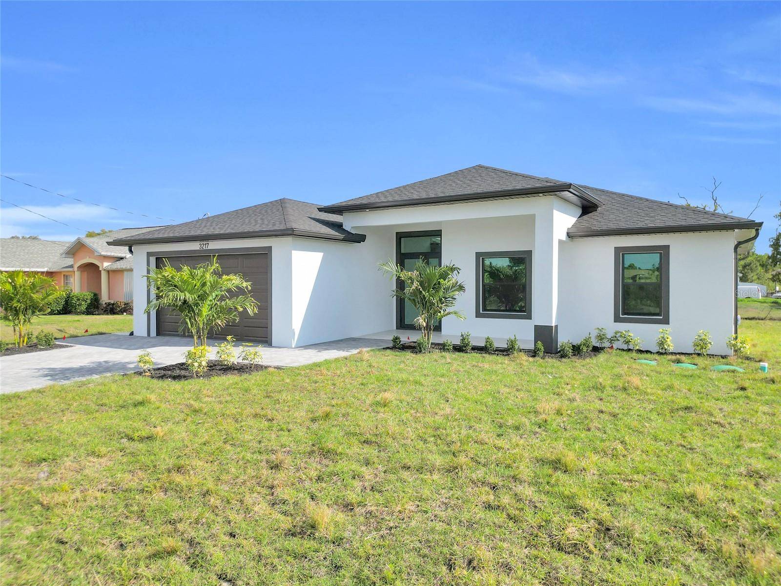 Lehigh Acres, FL 33976,3217 23RD ST SW