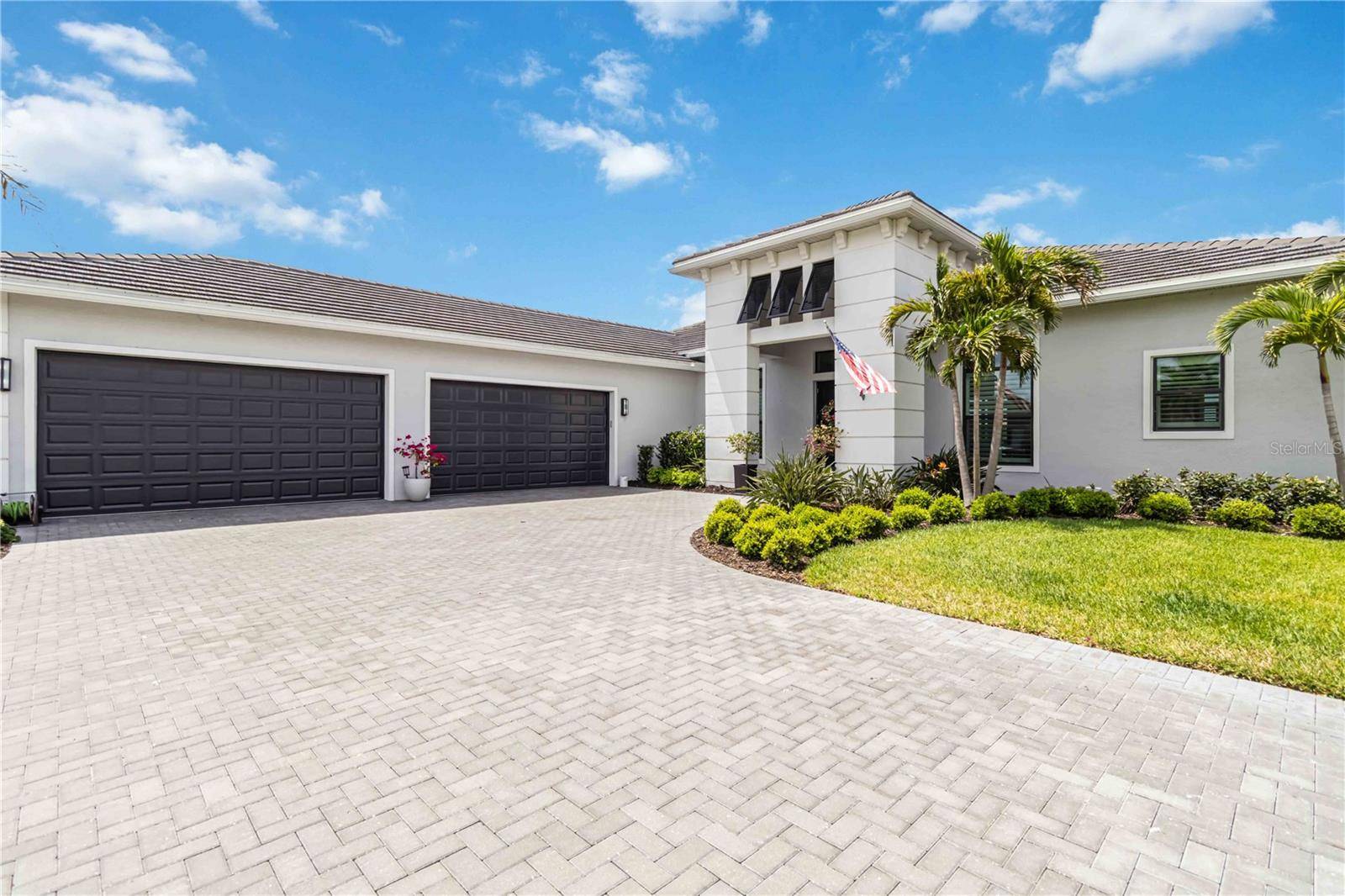 Sarasota, FL 34240,8968 ARTISAN WAY