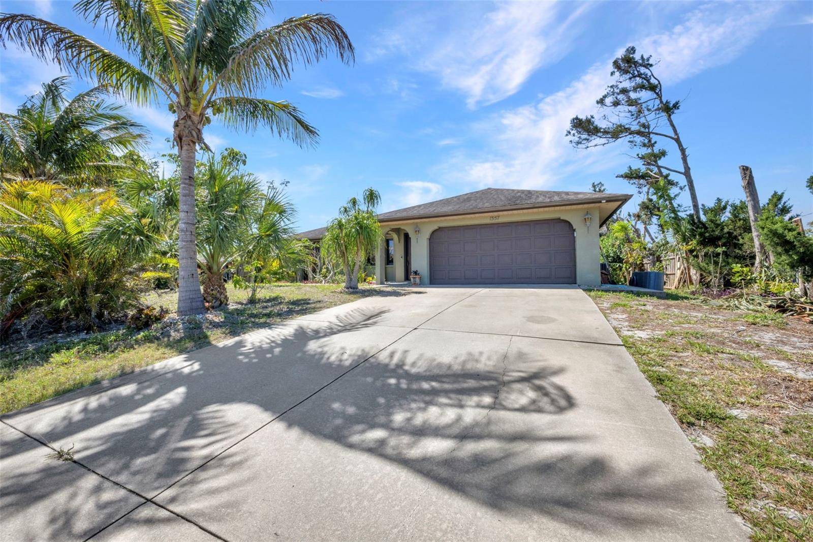 Englewood, FL 34223,1357 LE PERA RD