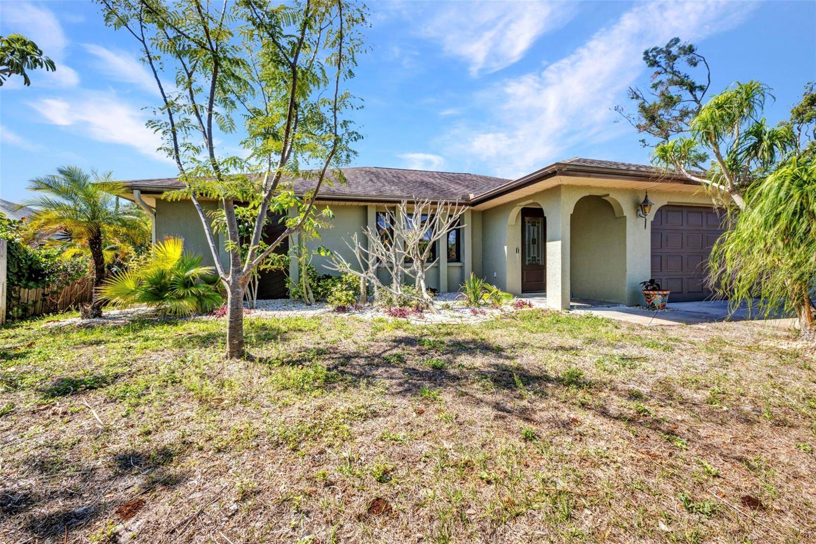 Englewood, FL 34223,1357 LE PERA RD
