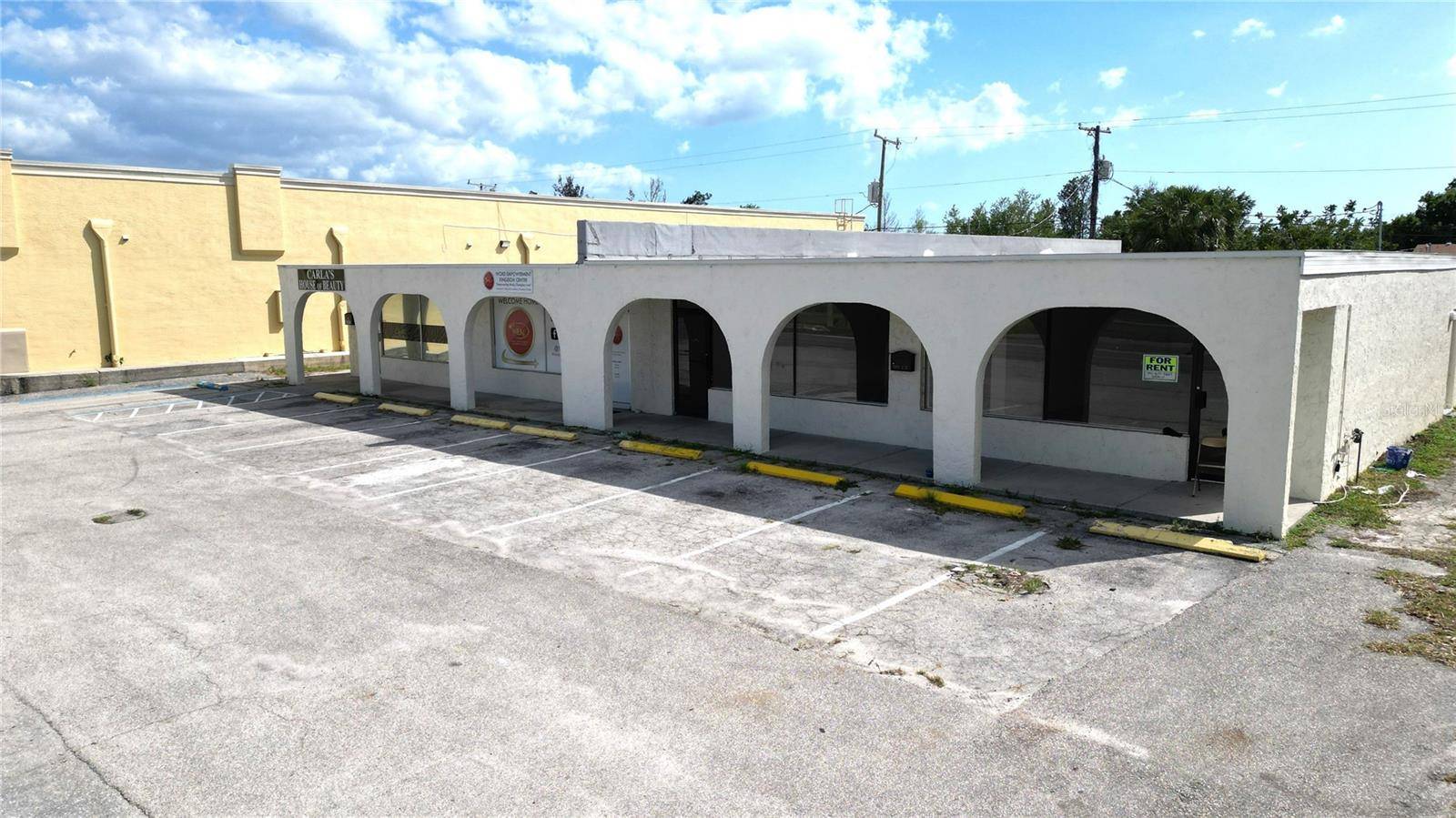Port Charlotte, FL 33952,3057 TAMIAMI TRL