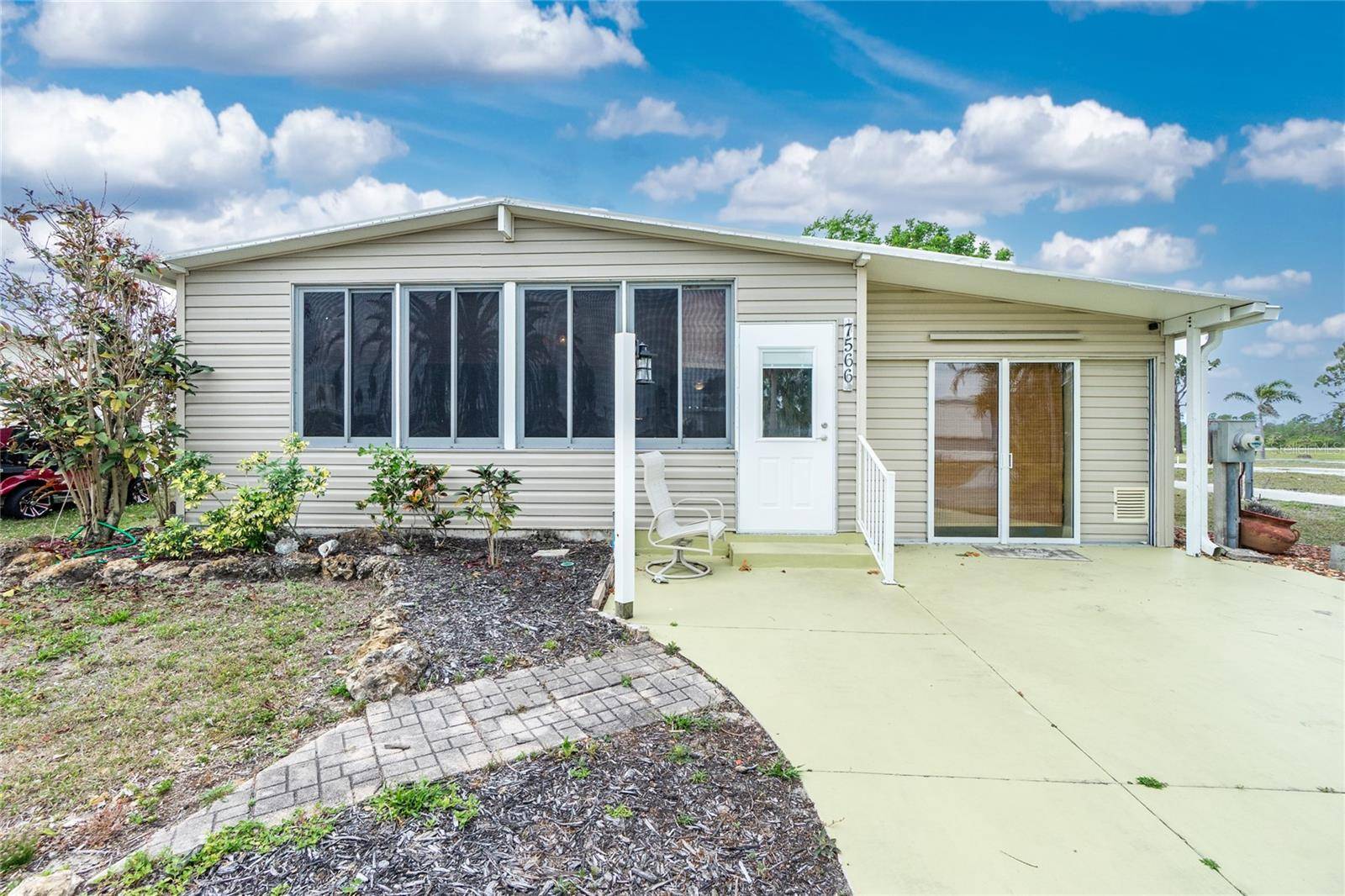 Port Charlotte, FL 33981,7566 DANVERS CIR