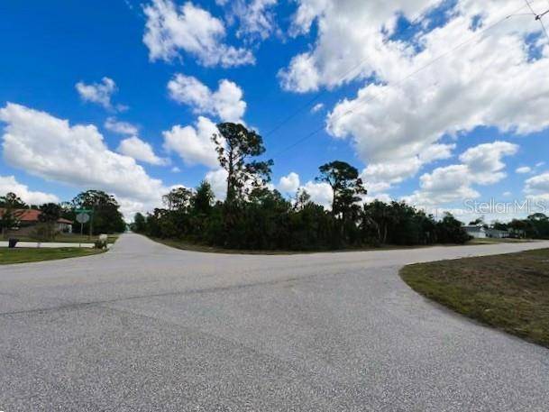 Port Charlotte, FL 33948,17128 WINTERGARDEN AVE
