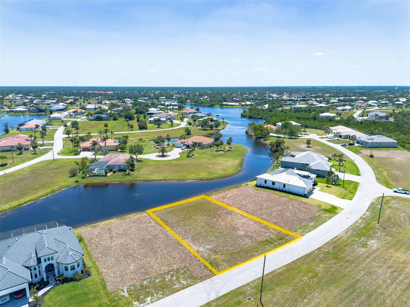Punta Gorda, FL 33955,17310 COMINGO LN