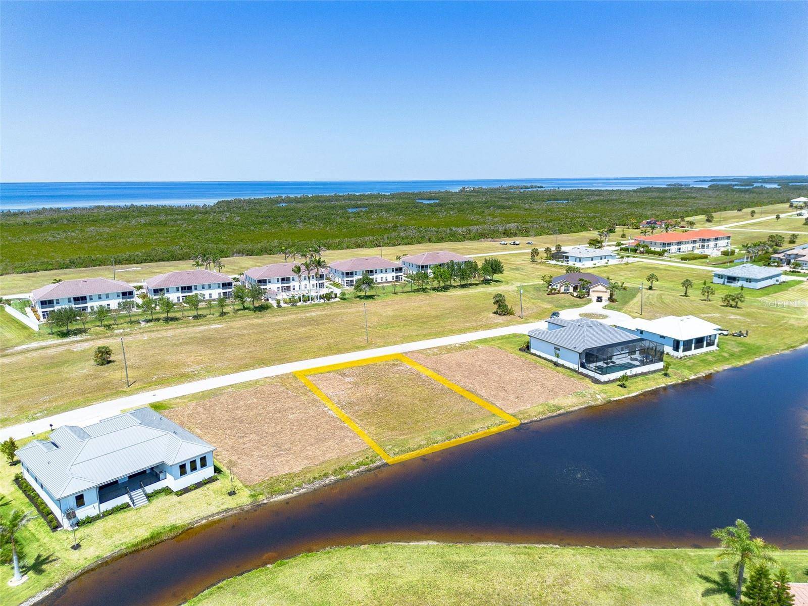 Punta Gorda, FL 33955,17310 COMINGO LN
