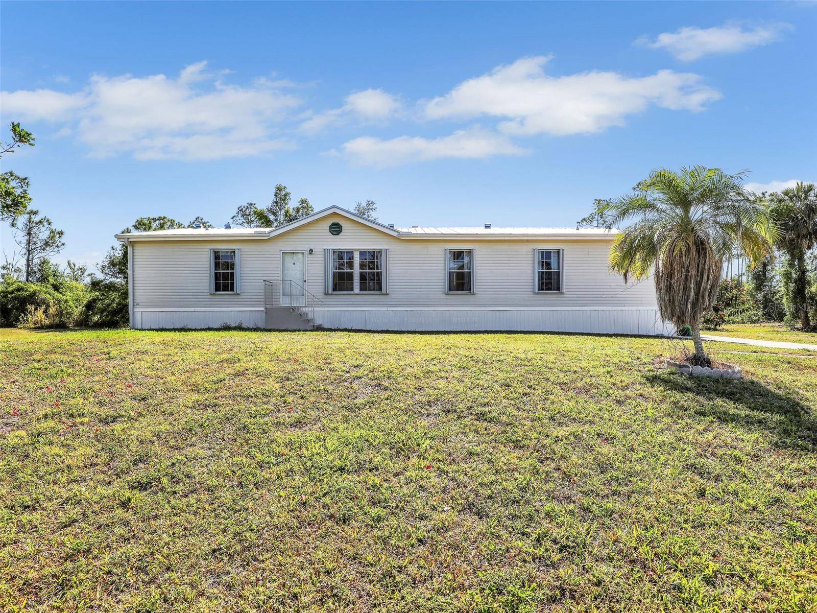 Punta Gorda, FL 33955,11276 GRAPEFRUIT LN