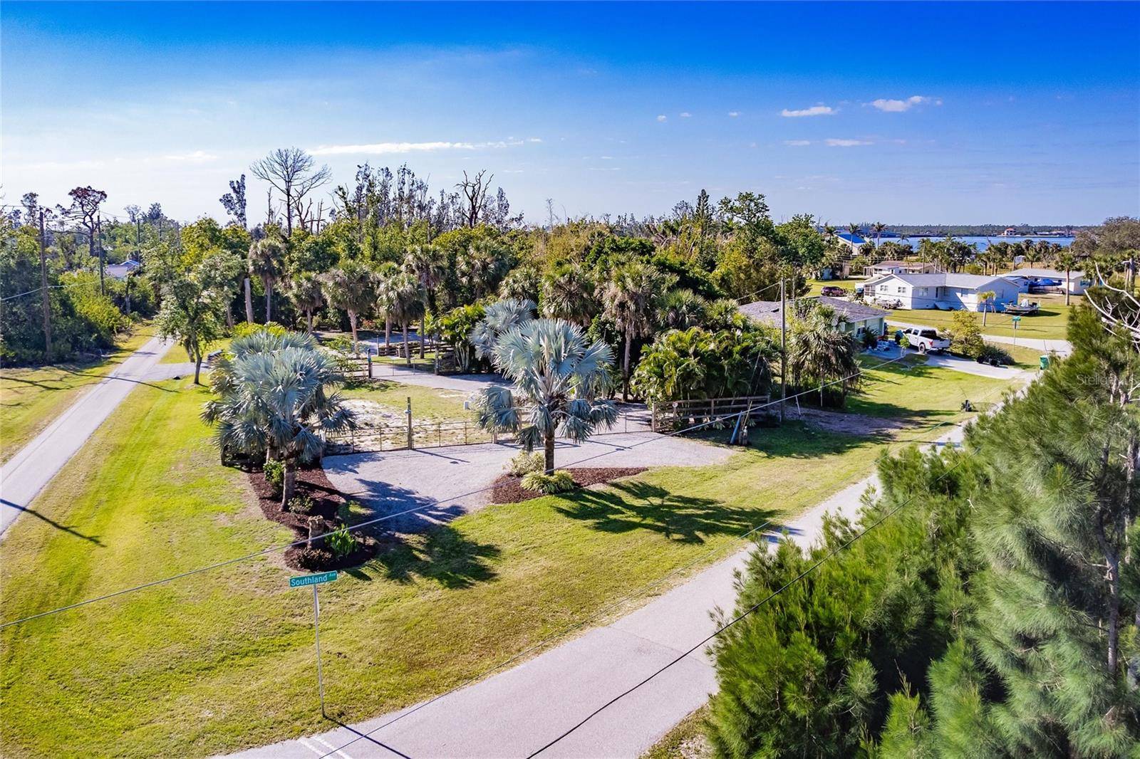 Port Charlotte, FL 33953,4262 SOUTHLAND AVE