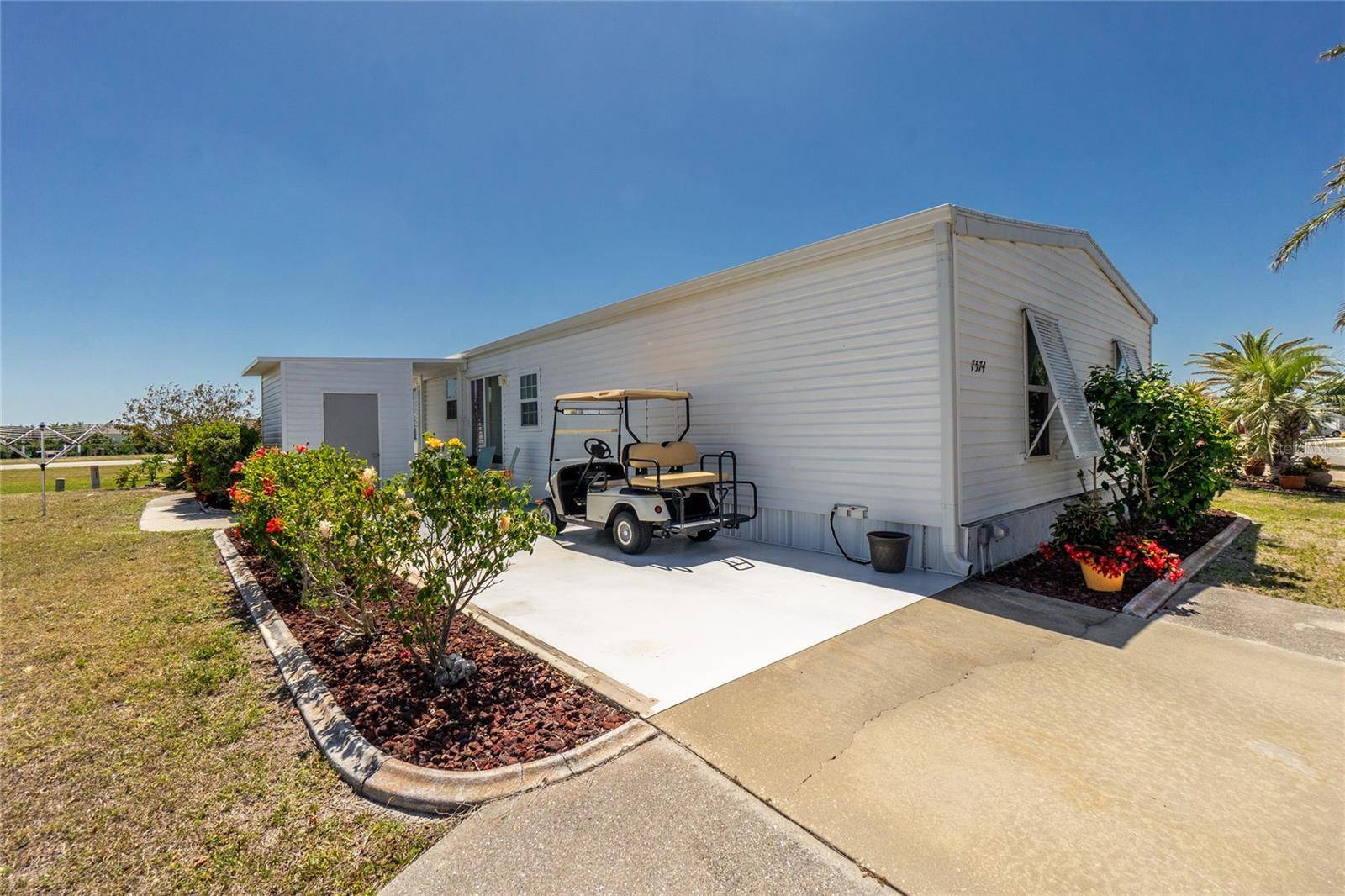 Port Charlotte, FL 33981,7574 DANVERS CIR