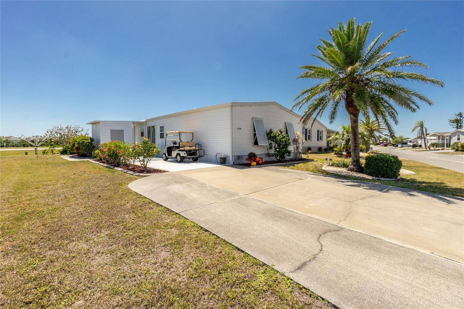 Port Charlotte, FL 33981,7574 DANVERS CIR