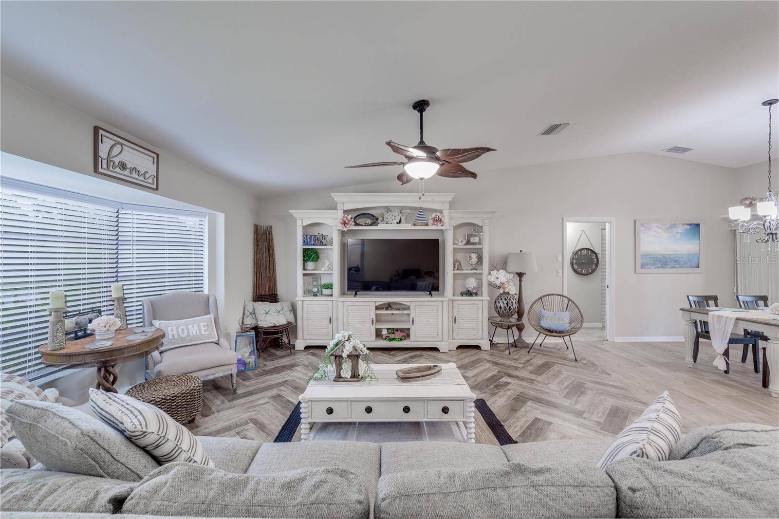 Port Charlotte, FL 33948,949 SPRINGVIEW AVE NW