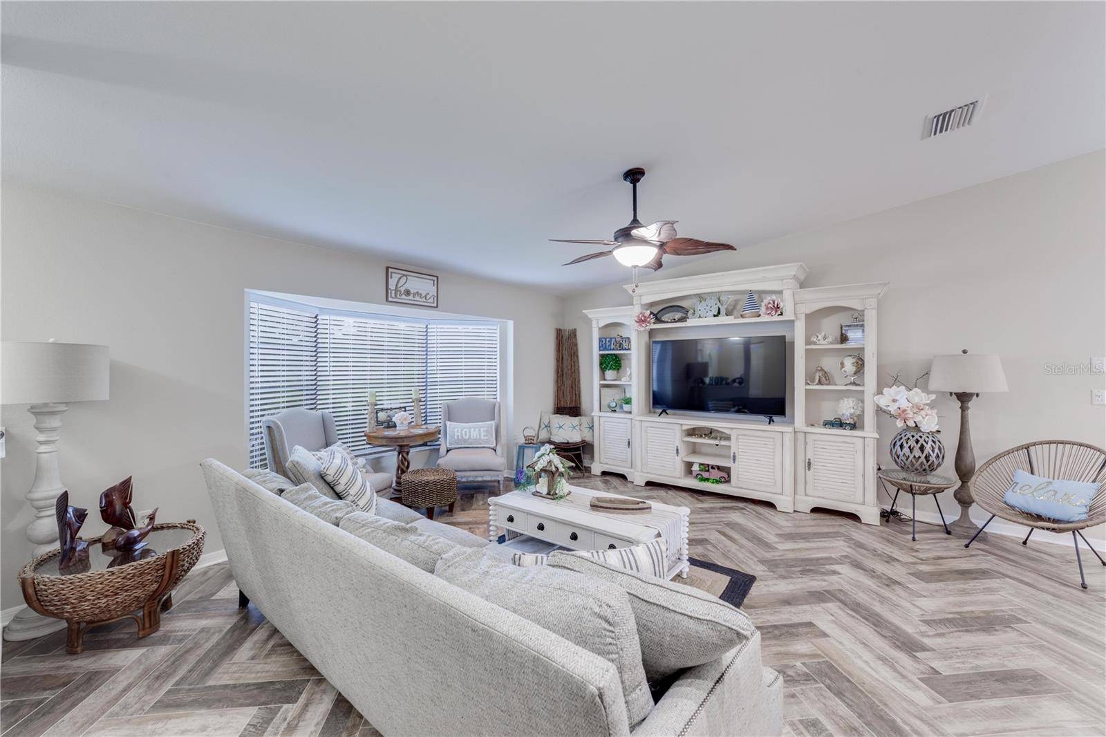 Port Charlotte, FL 33948,949 SPRINGVIEW AVE NW
