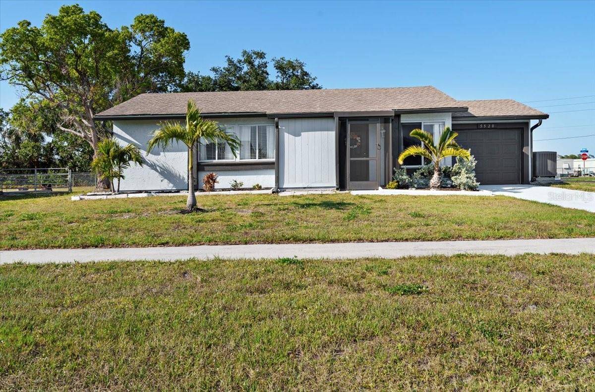 North Port, FL 34287,5520 KENWOOD DR