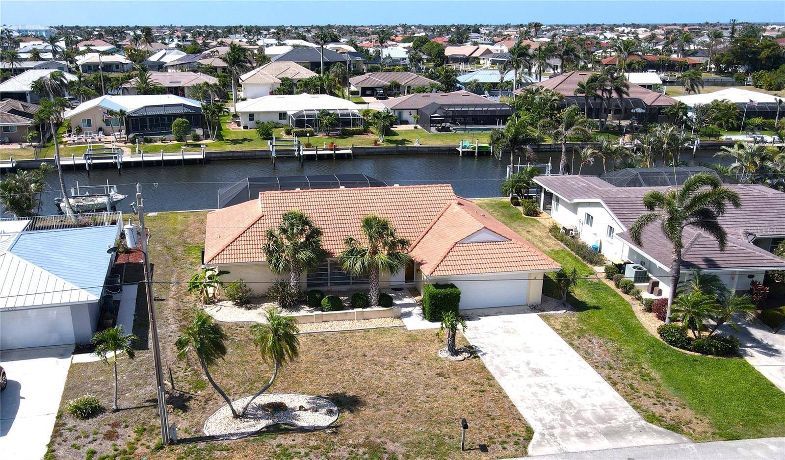 Punta Gorda, FL 33950,425 BELVEDERE CT