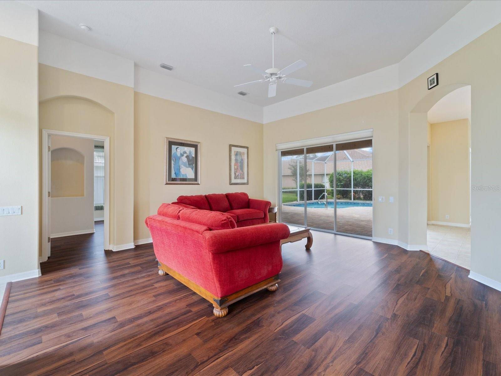 Venice, FL 34285,857 MACAW CIR