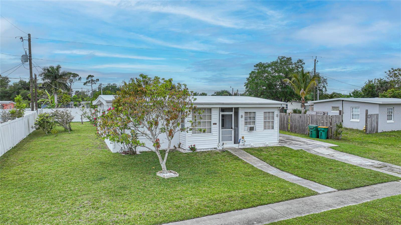 Port Charlotte, FL 33952,2321 DALLAS ST