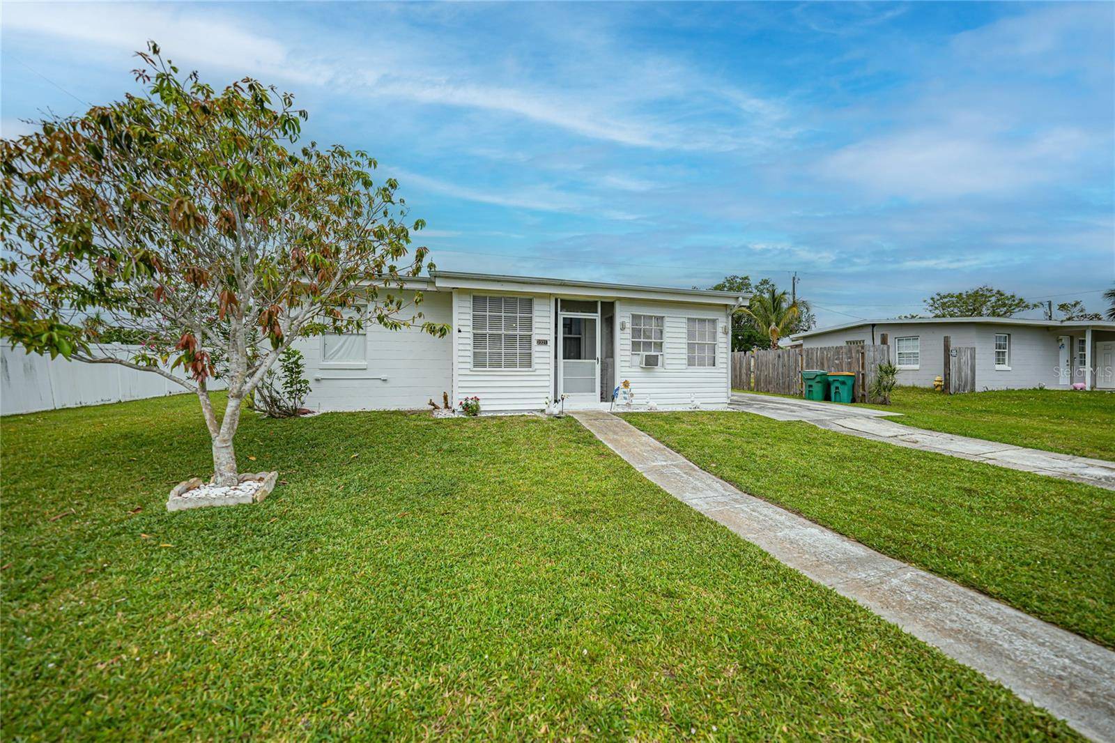 Port Charlotte, FL 33952,2321 DALLAS ST