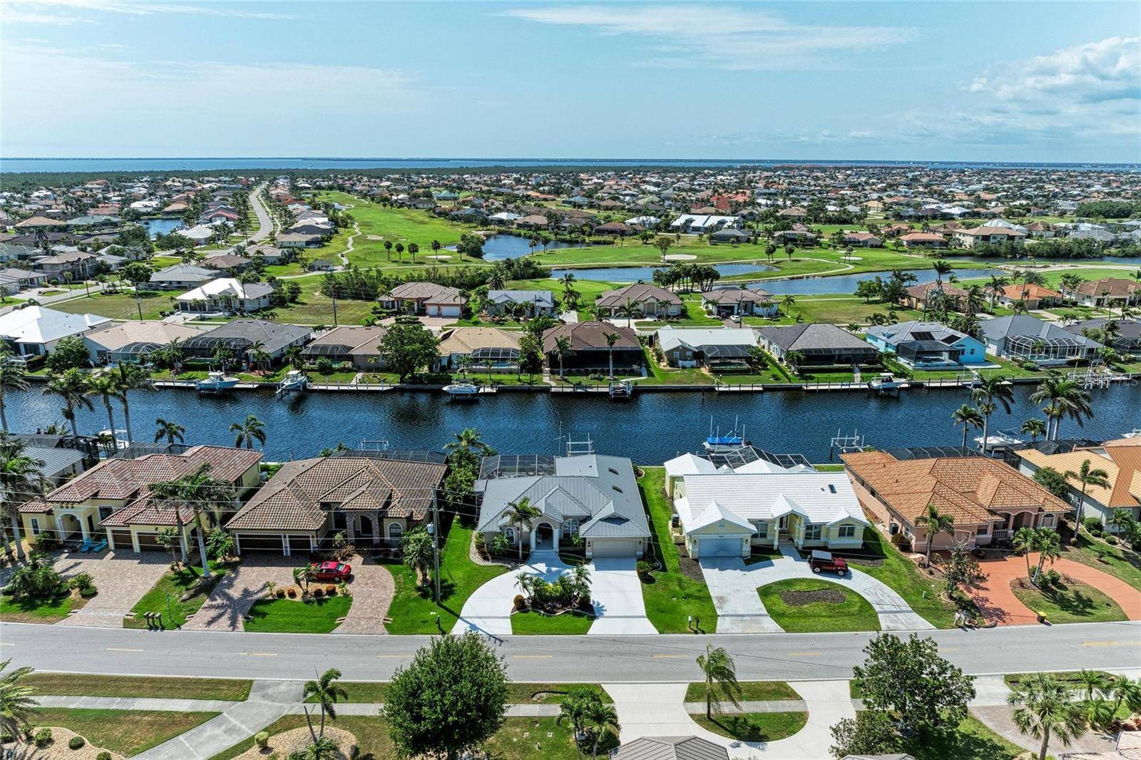 Punta Gorda, FL 33950,5010 LA COSTA ISLAND CT
