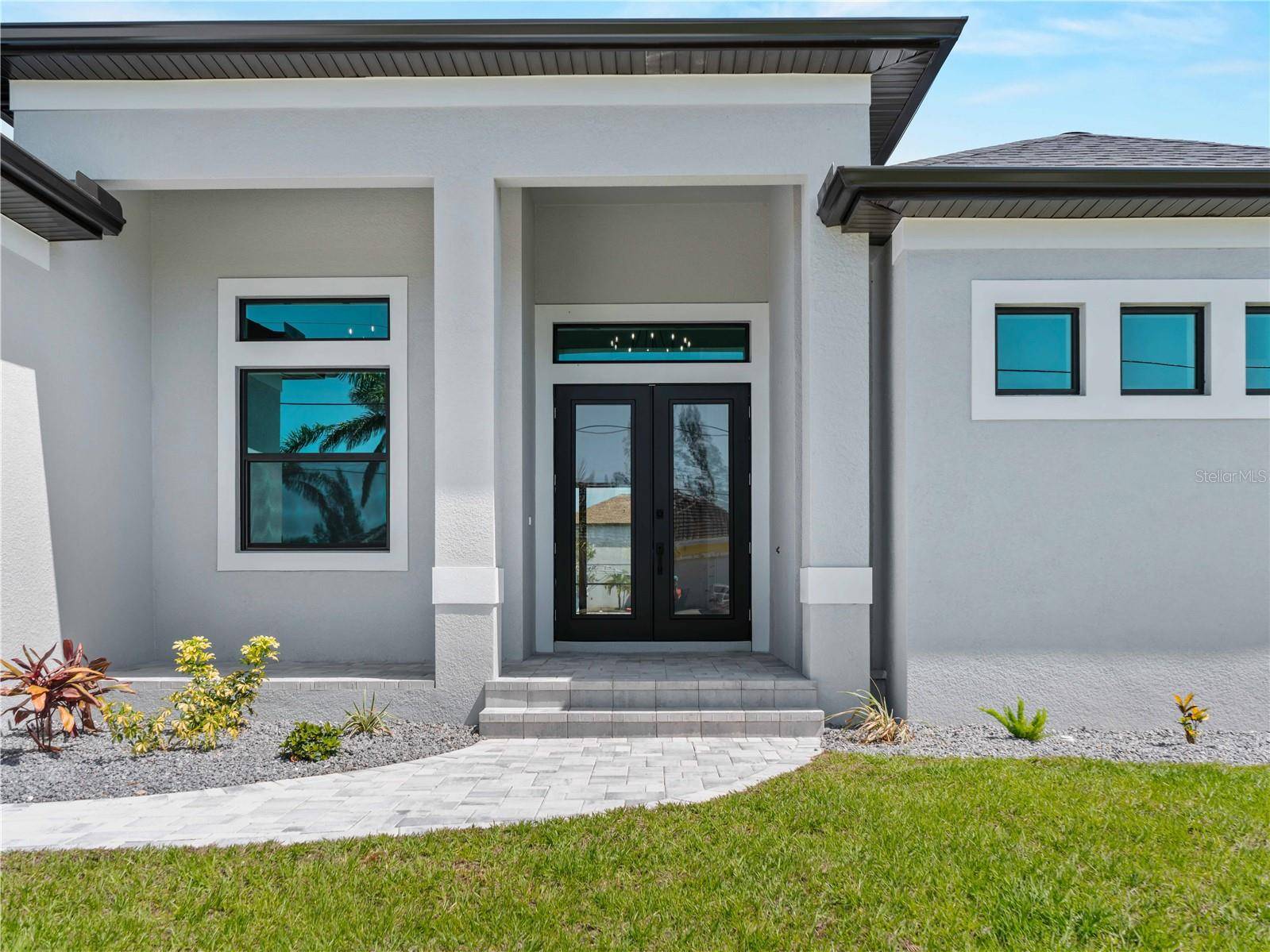Port Charlotte, FL 33981,15504 MELPORT CIR