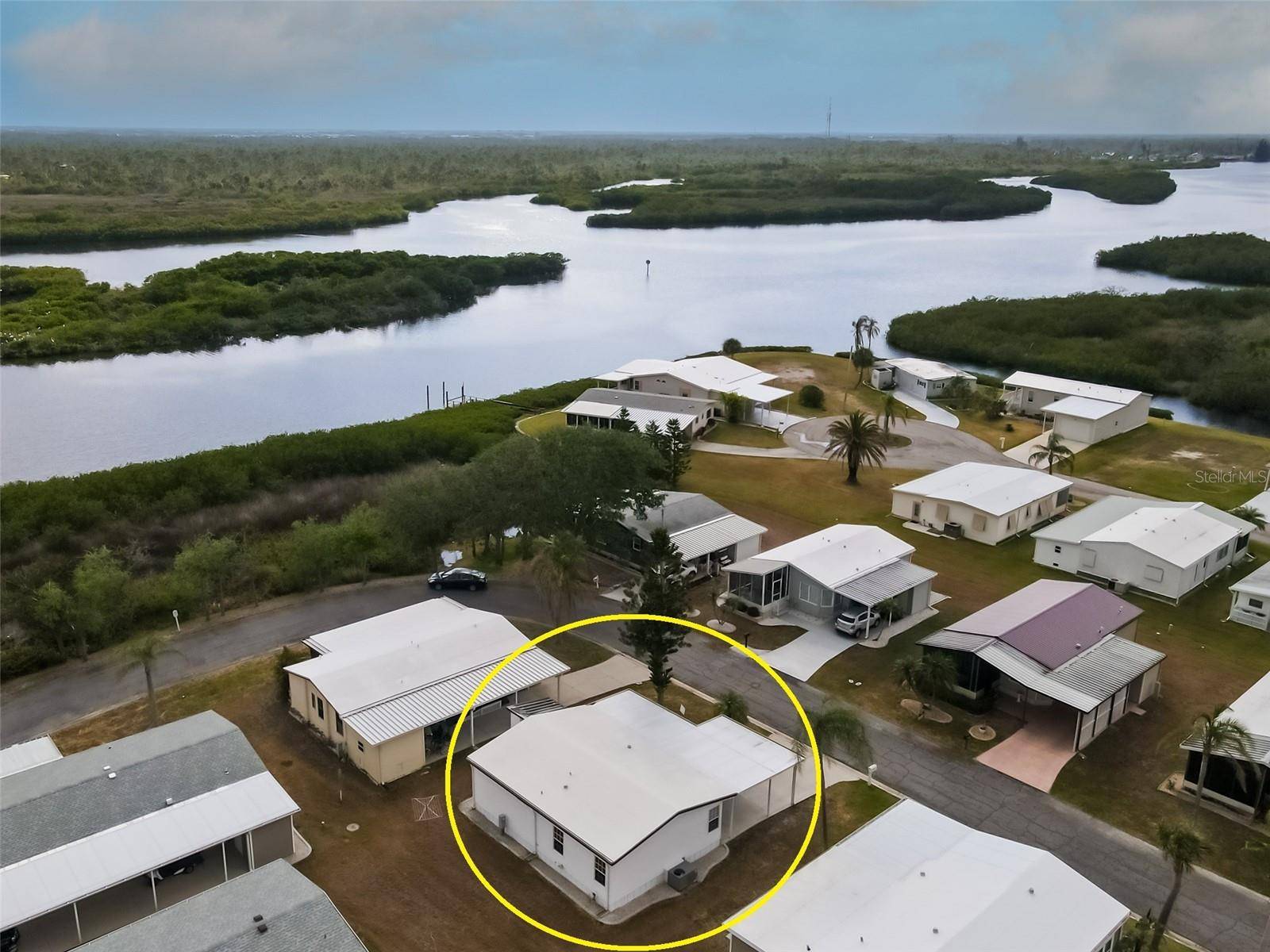 North Port, FL 34287,713 RIVERVIEW CIR
