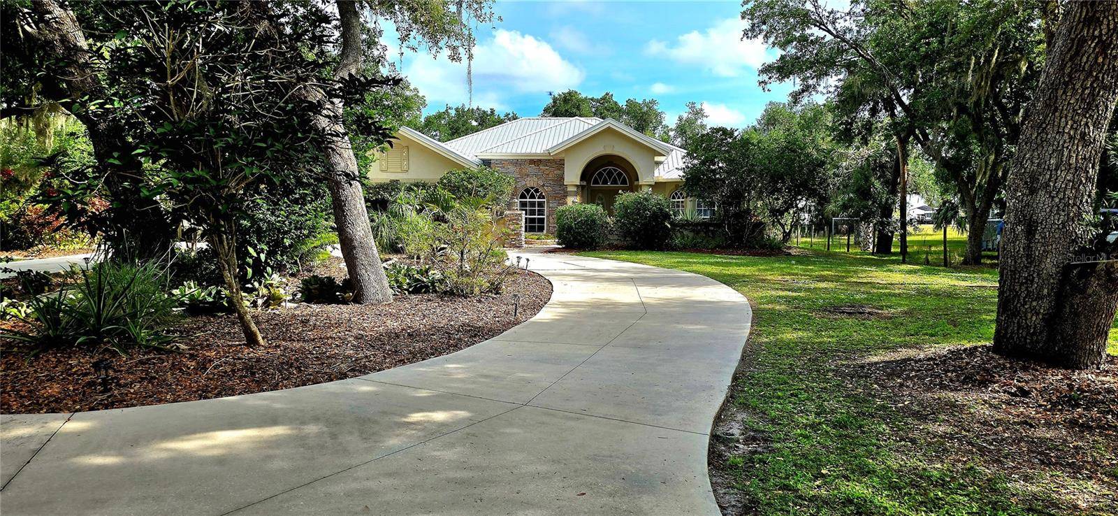 Arcadia, FL 34269,8596 SW RIVERSIDE DR