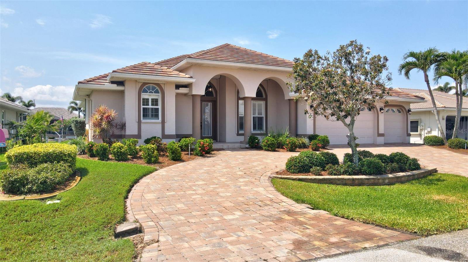 Punta Gorda, FL 33950,2833 LA MANCHA CT