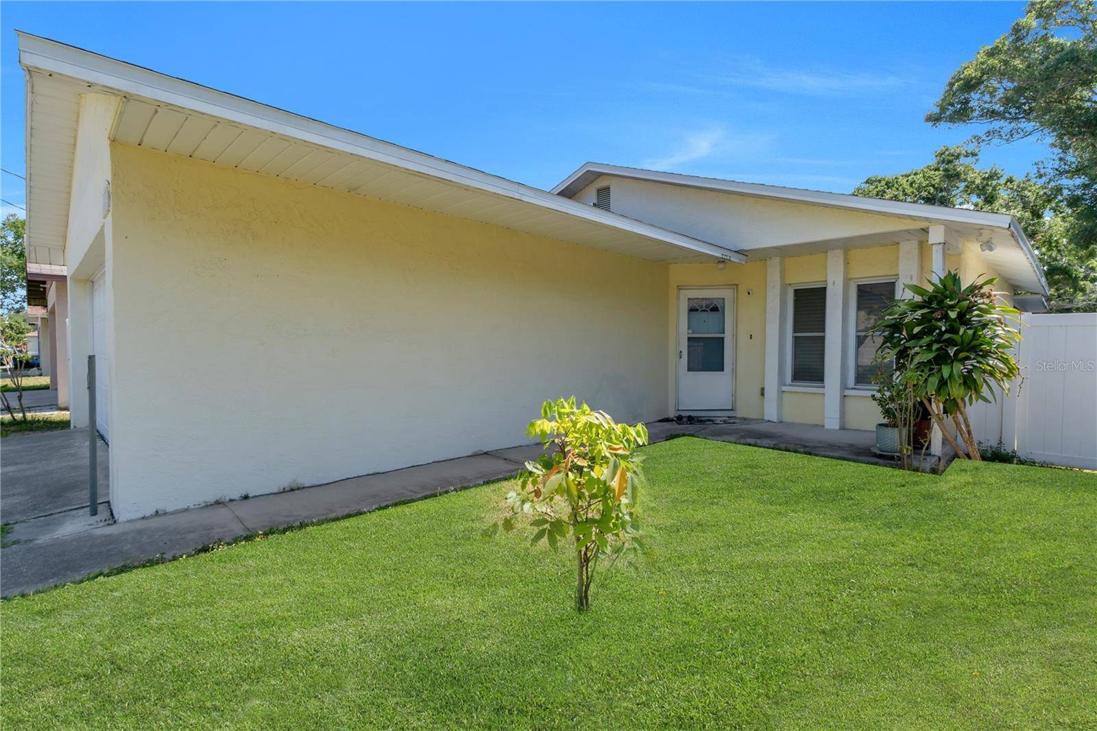 Pinellas Park, FL 33781,6841 46TH ST N