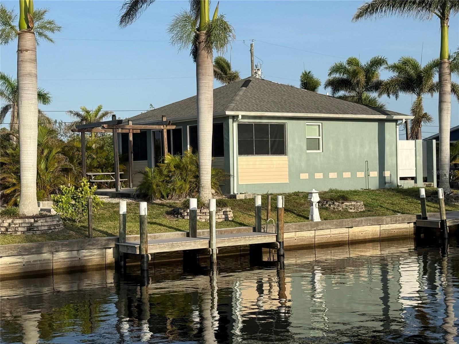 Port Charlotte, FL 33953,4231 HOLLIS AVE