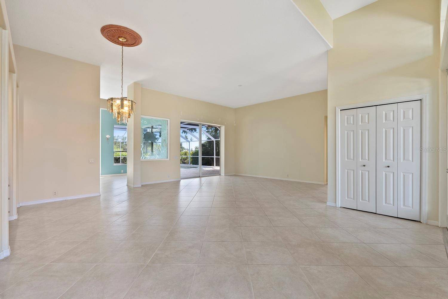 Port Charlotte, FL 33953,13783 PALMETTO POINT CT