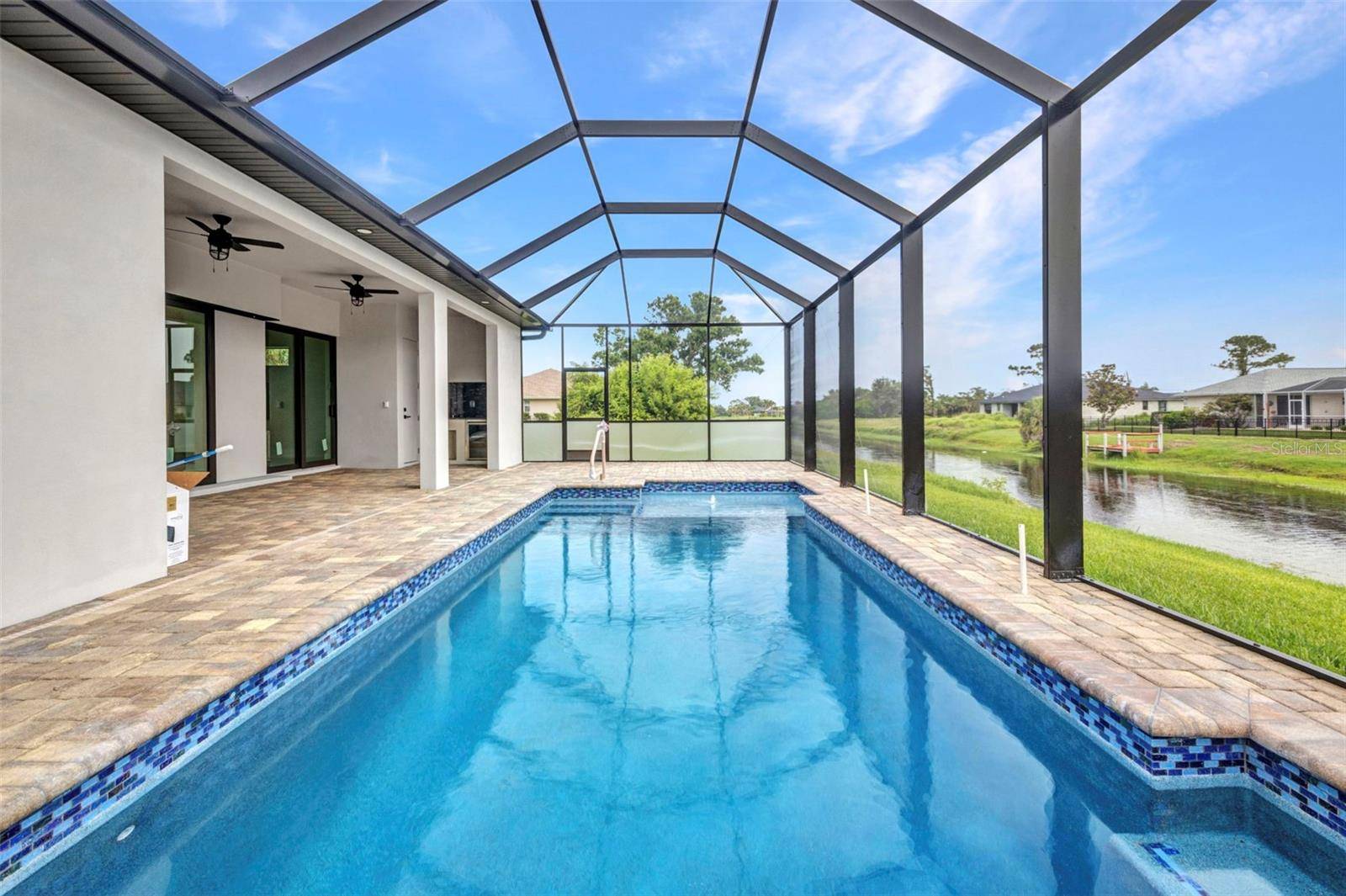 Rotonda West, FL 33947,15 TOURNAMENT RD
