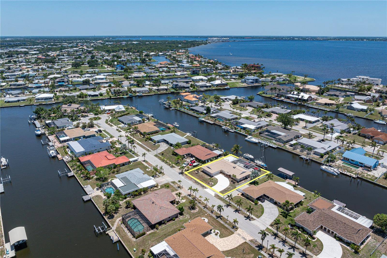 Port Charlotte, FL 33952,259 FIELDS TER