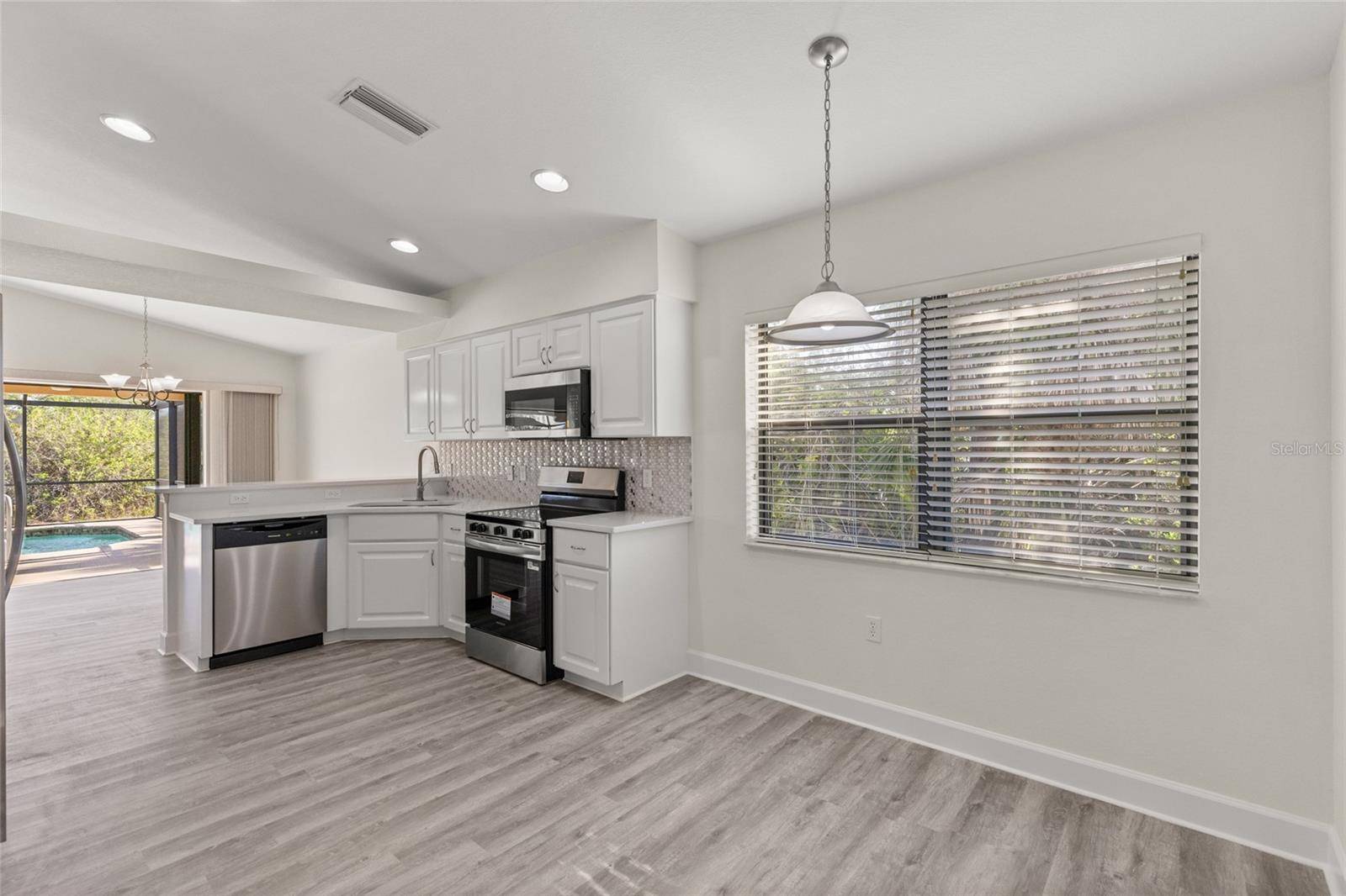 Rotonda West, FL 33947,118 NAOMI PL
