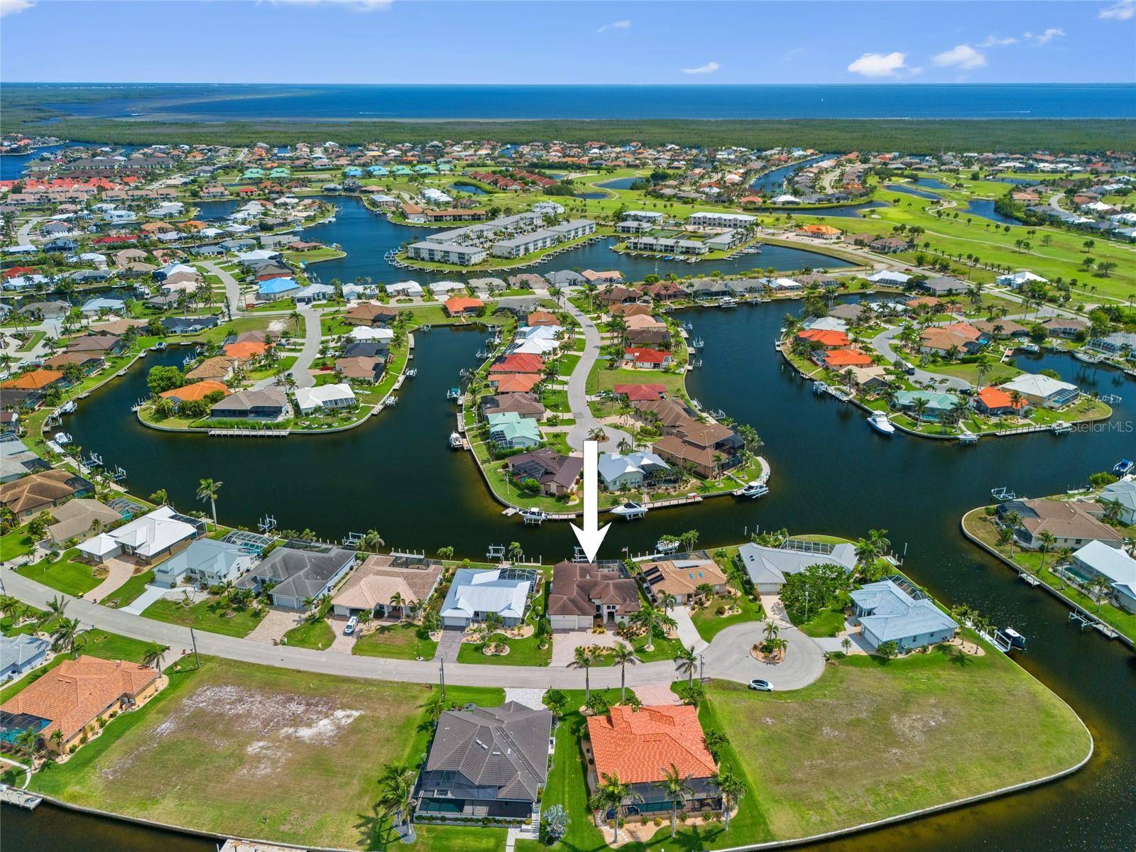 Punta Gorda, FL 33950,3353 SANDPIPER DR
