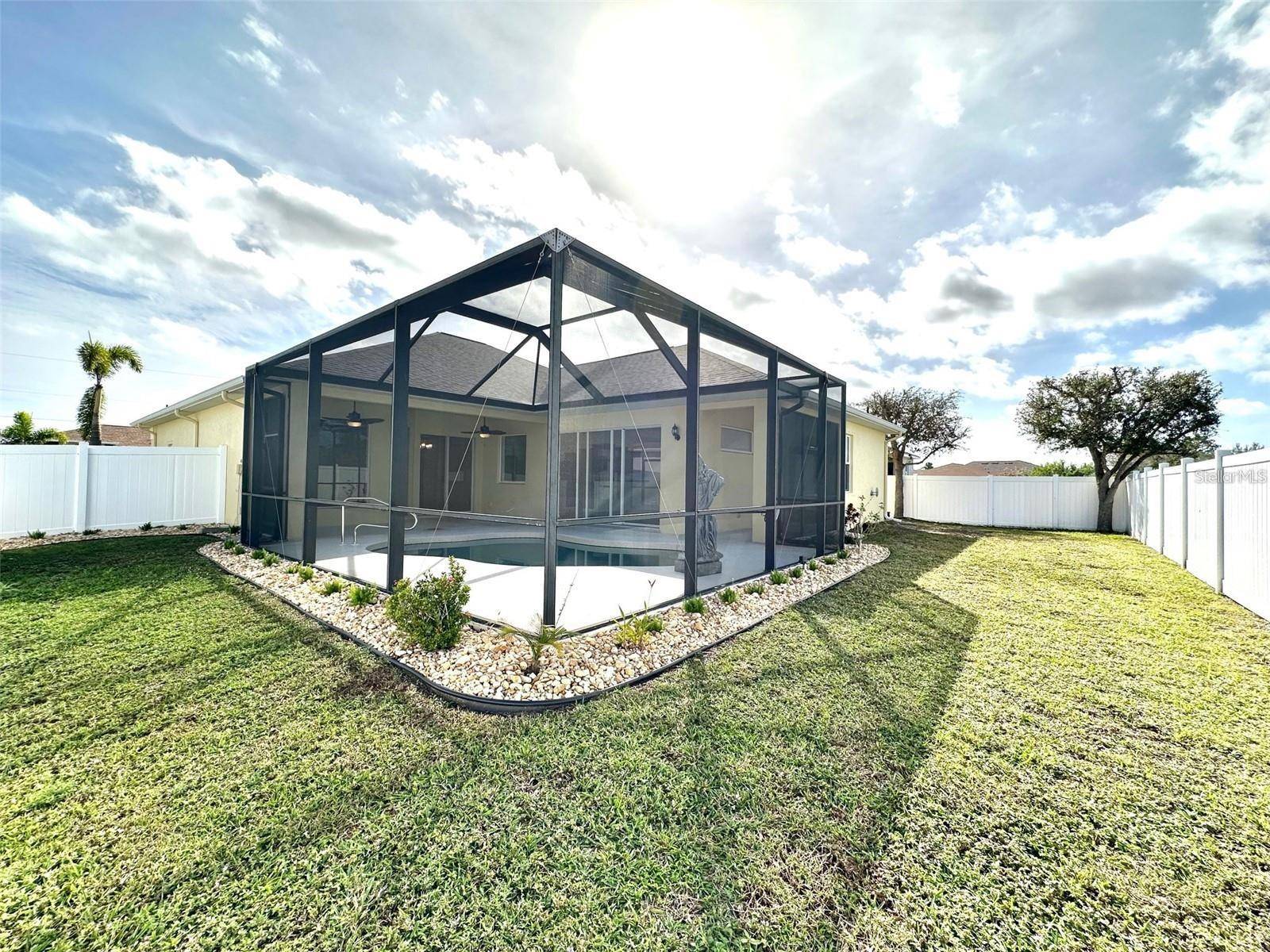 Port Charlotte, FL 33981,9423 ROSEBUD CIR