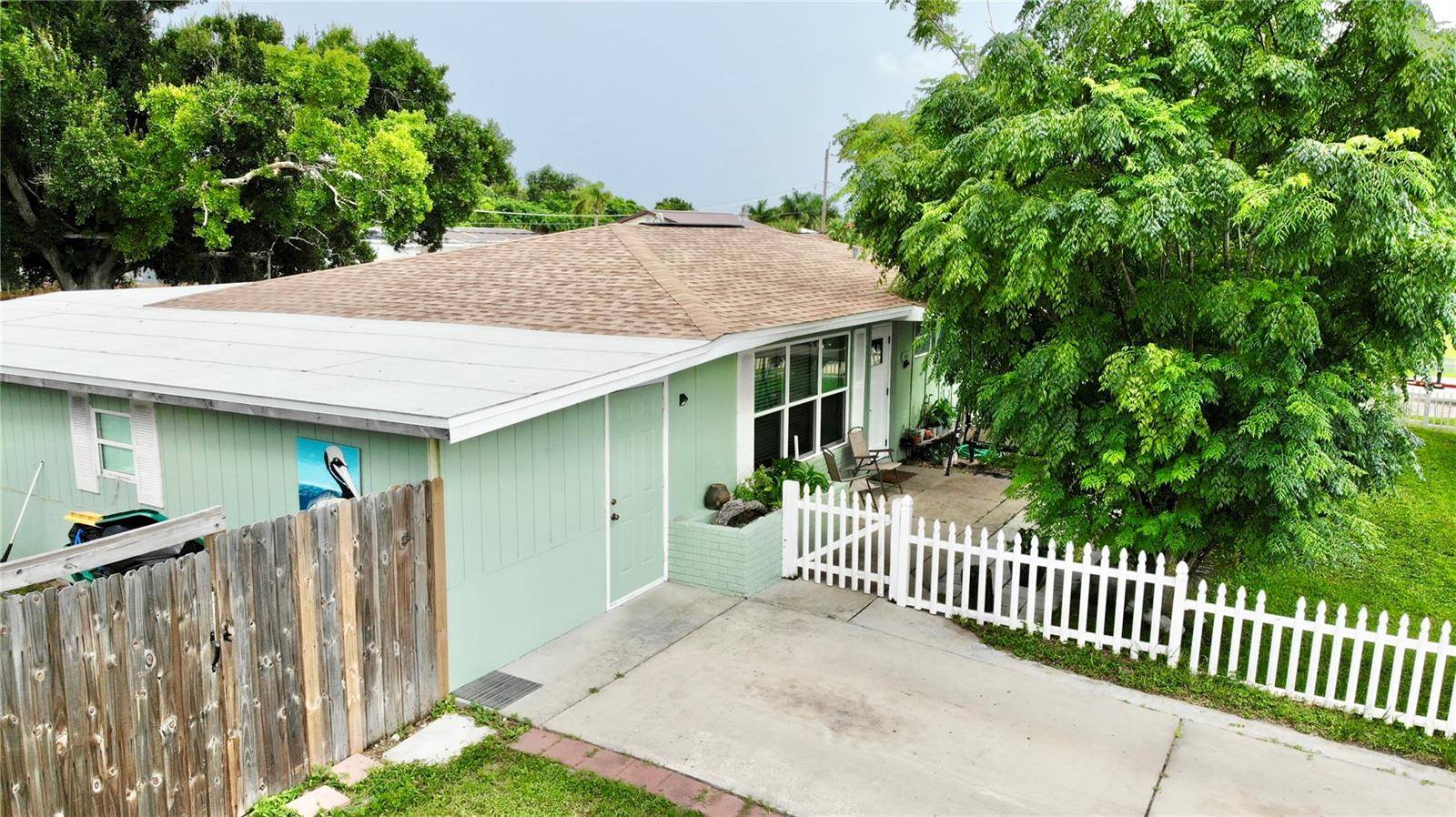 Port Charlotte, FL 33952,481 READING ST NW
